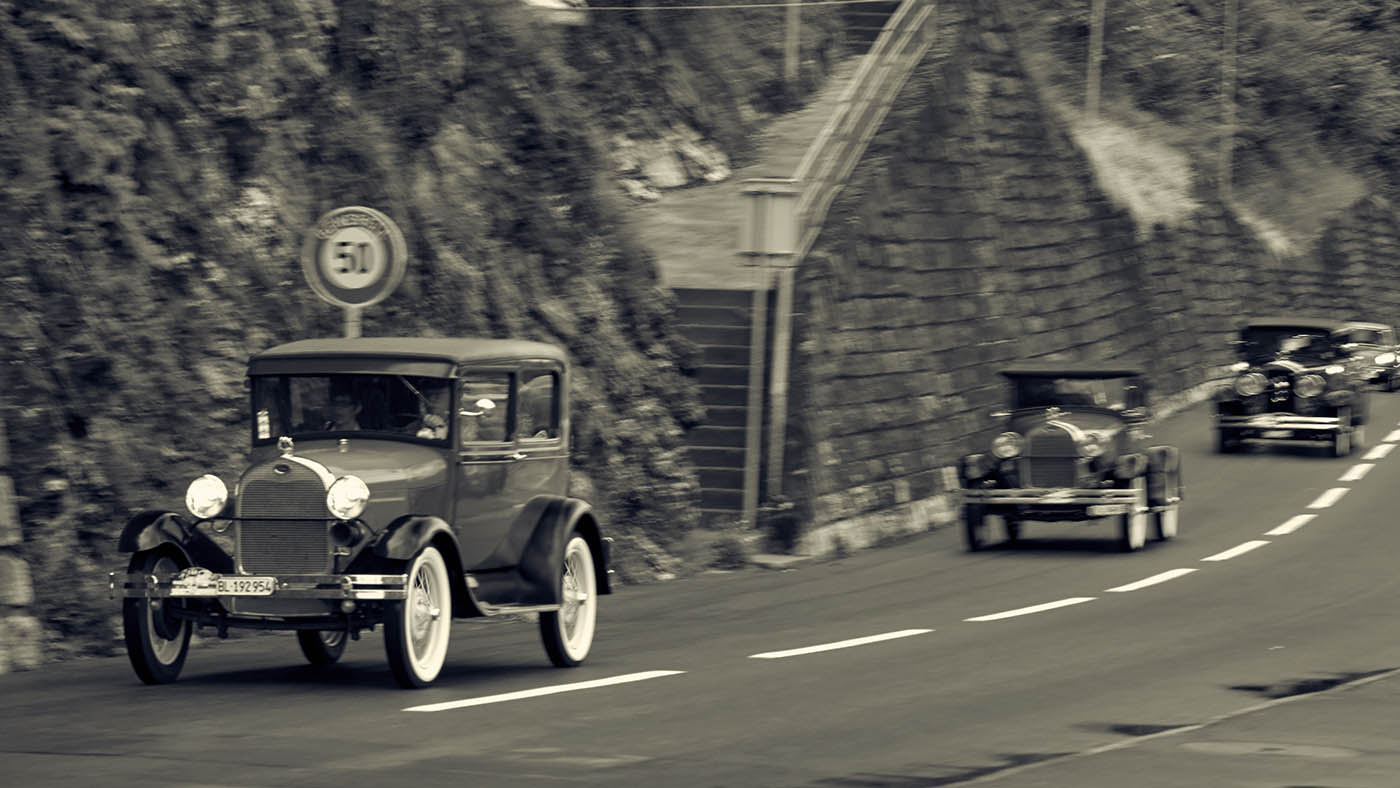 1400×788 Model Ts Rolling BW